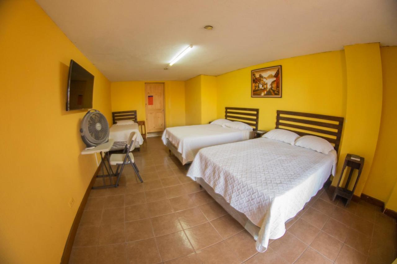 Euro Hostal Guatemala City Exterior foto